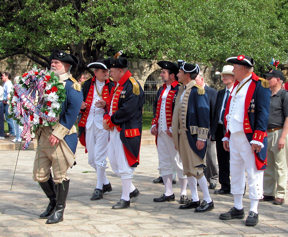 san-antonio-alamo-parade-men