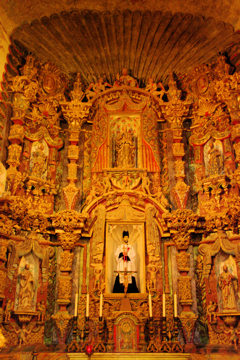 san-xavier-del-bac-altar1
