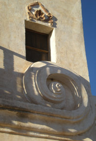 san-xavier-del-bac-east-tower-window2