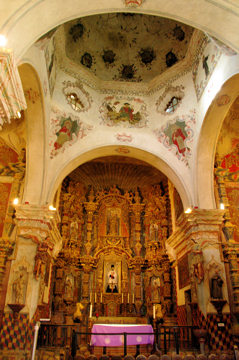 san-xavier-del-bac-interior1